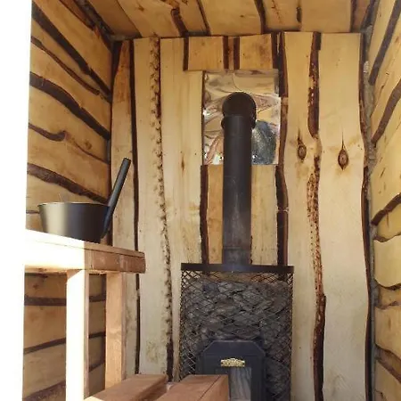 Σπίτι διακοπών Dome & Sauna & River & Bbq Turisalu